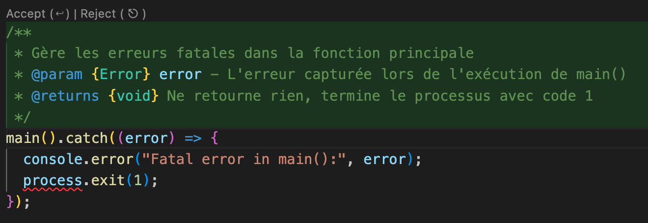 Code snippet showing error handling in JavaScript/TypeScript. The code includes JSDoc comments in French explaining fatal error management in the main function, followed by a catch block that logs the error and exits the process with code 1.