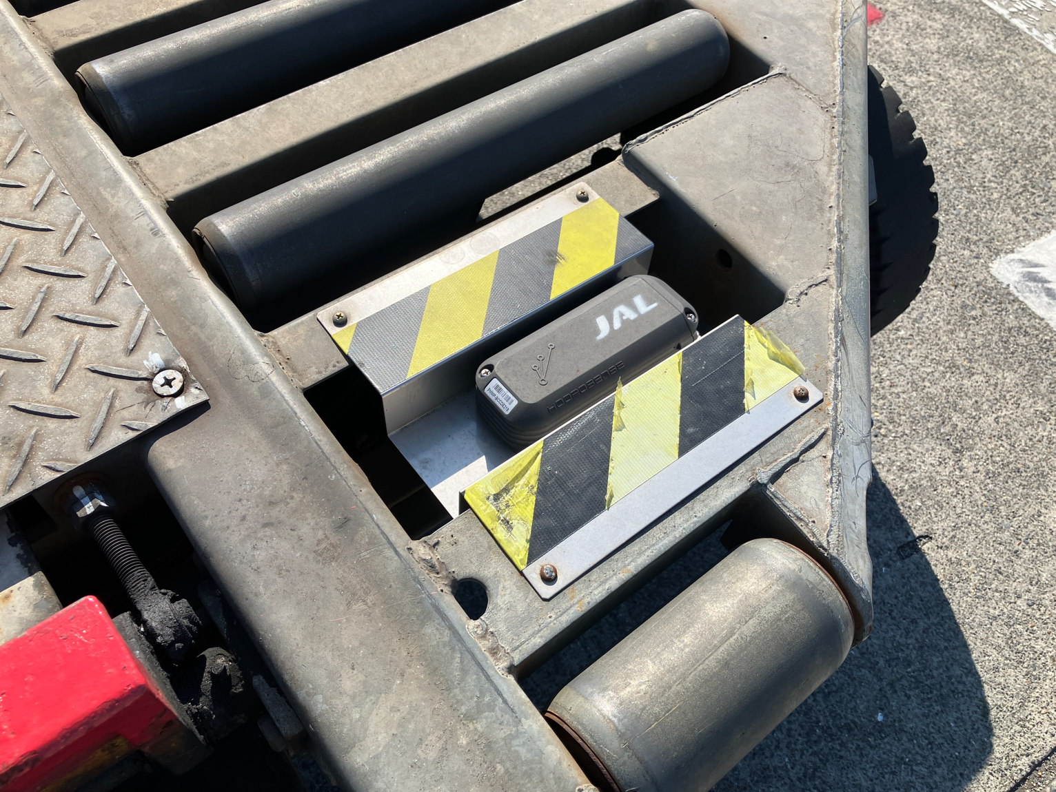 ドーリーに設置されたIoT機器