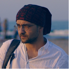 heyjobs author headshot 